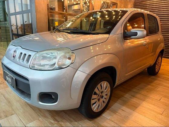FIAT UNO 1.0 EVO VIVACE 8V FLEX 4P MANUAL